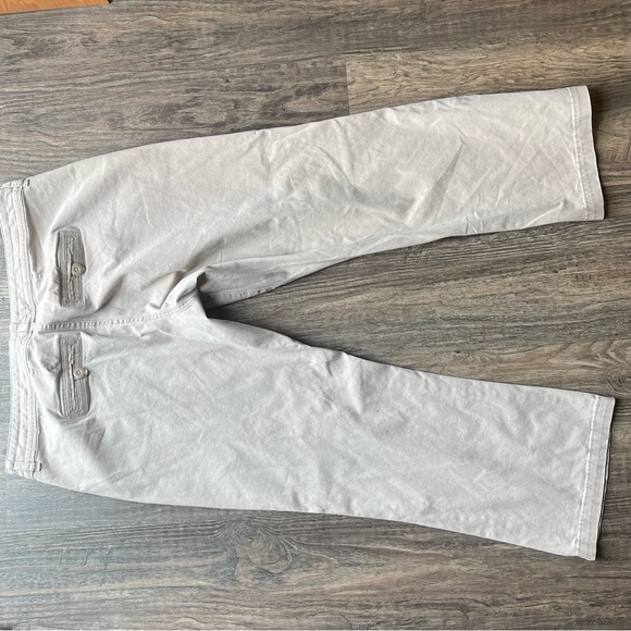 Maurices Khaki Pants Size 16 Short - Picture 5 of 5